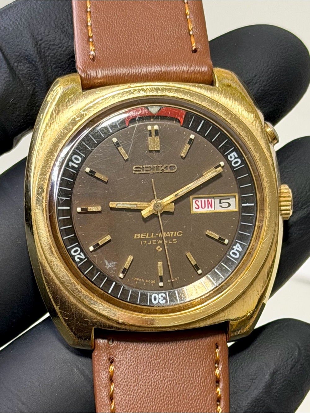 Seiko Bell-Matic 4006-6031 Day-Date Automatic 17-J Brown Dial Gold SS 39mm Watch